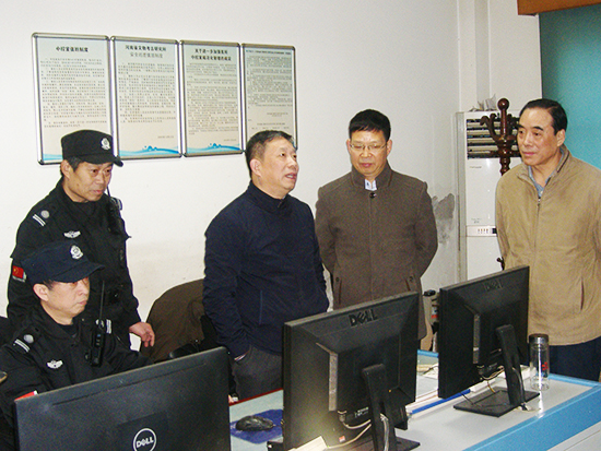 1518846663210554.jpg 22.jpg