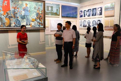 1564750267873975.jpg PSX_20190802_202416.jpg