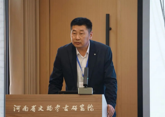 1704939231128449.png “中原与草原:匈奴考古新发现与新研究”学术研讨会会议纪要 - 副本3373.png