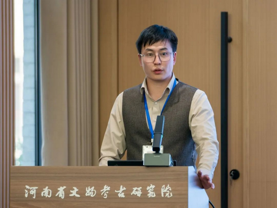 1704939277986890.png “中原与草原:匈奴考古新发现与新研究”学术研讨会会议纪要 - 副本4758.png