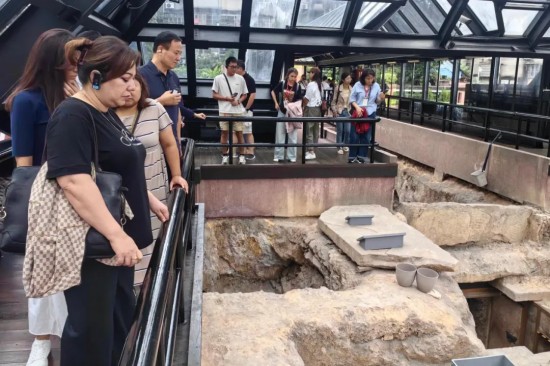 1759219211105703.jpg 图片 5.jpg